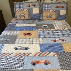 Pottery Barn Kids Full Comforter and Sheets